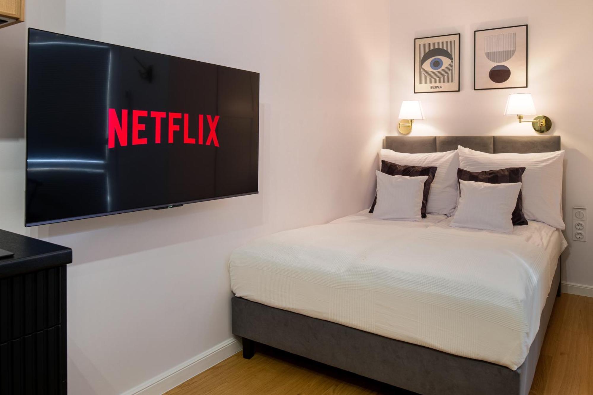 Discover Krakow Apartments - Lubomirskiego St - Classic & Modern - Near Main Station, Netflix And Ac Εξωτερικό φωτογραφία